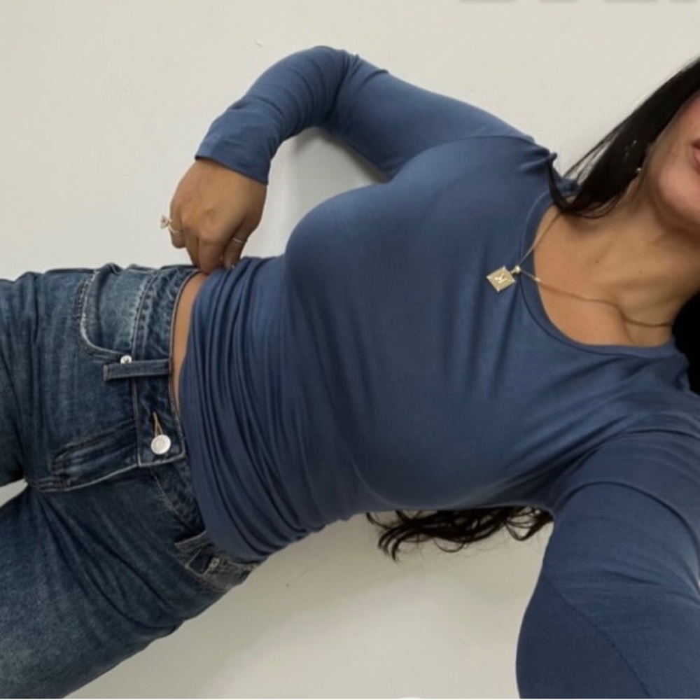 ActiveBasic Dusty Blue Wine Long Sleeve Top